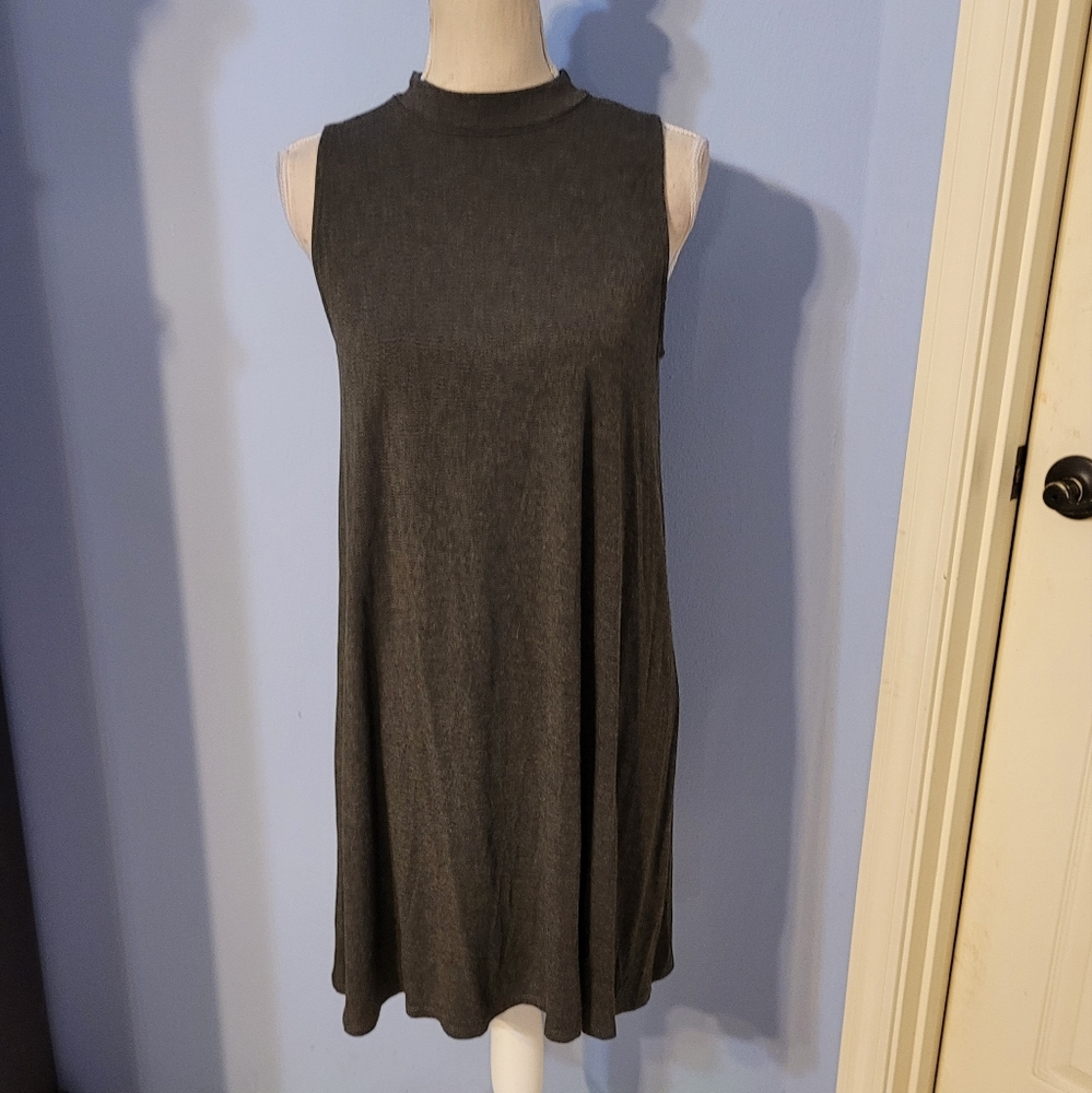 Womens Size 8 Gray Dress